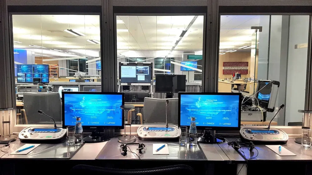 Alquiler Cabinas de Traducción Simultánea en Madrid - Imagen 7